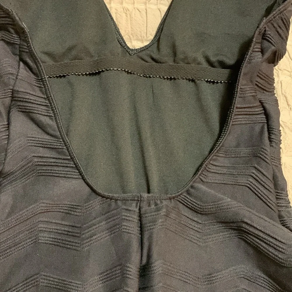 NEW La Blanca Women’s Textured Halter OnePiece Black Swimsuit 12 Beach Vacation